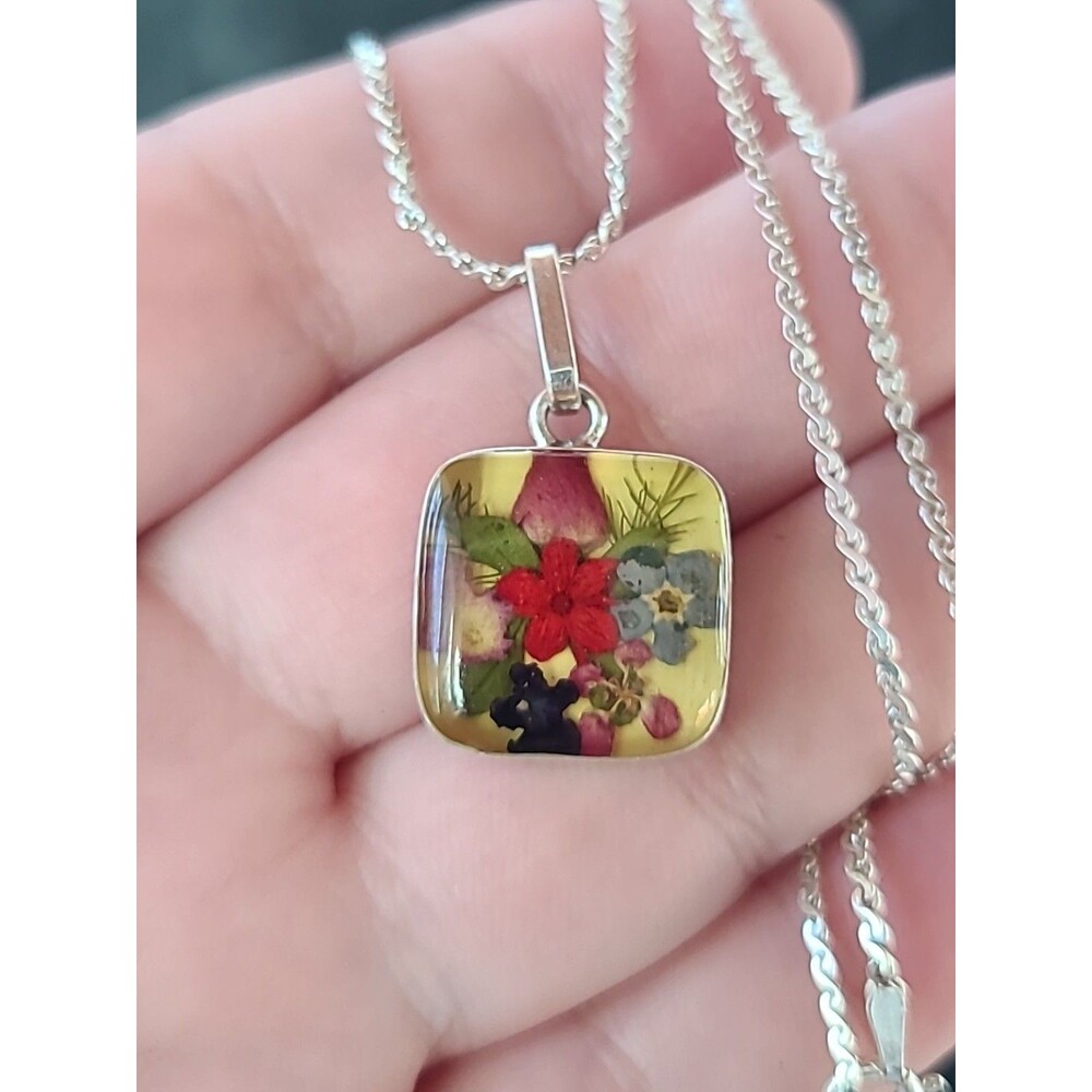 Mexican 925 Sterling Silver Preserved Real Flower In Resin Pendant Necklace